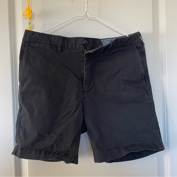 J Crew 7 inch  short - Picture 3 of 4